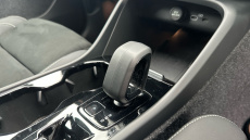 Volvo XC40 2.0 B4P Plus Dark 5dr Auto Petrol Estate